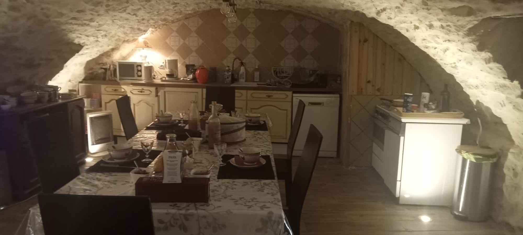 Bed and Breakfast La Dame Blanche à Saint-Maurice-dʼIbie Extérieur photo